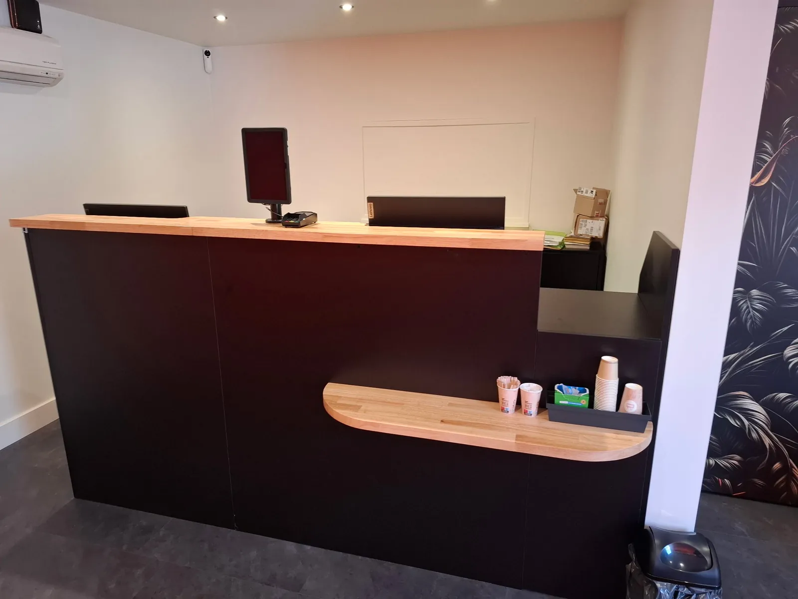 Nos services premium offerts : café et thé, wifi, tablettes connectées